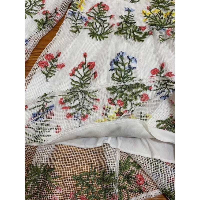 Sweet Mesh Embroidery Lantern Sleeve Dress