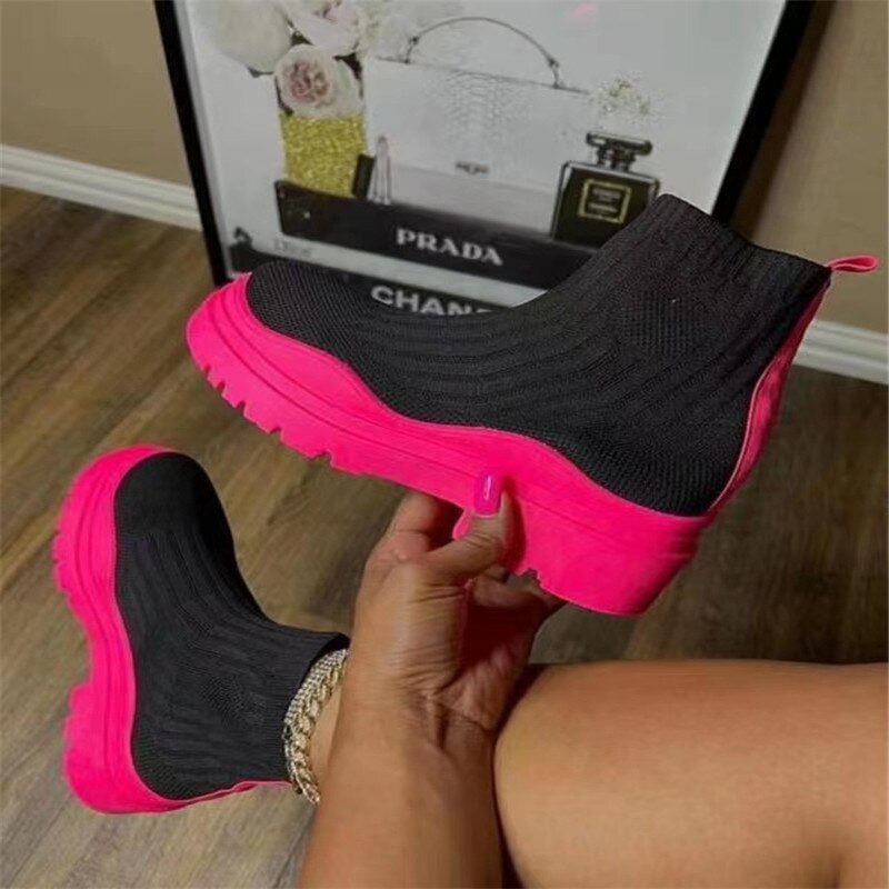 Lights Out Knitted Short Boots